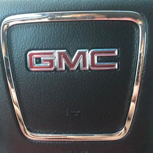 Meet your Posher, Enrique